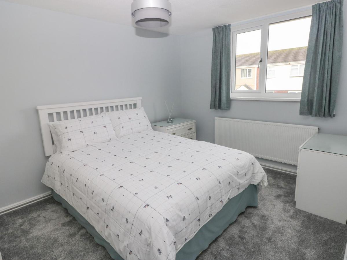21 Sandfield Road Vila Burry Port Exterior foto
