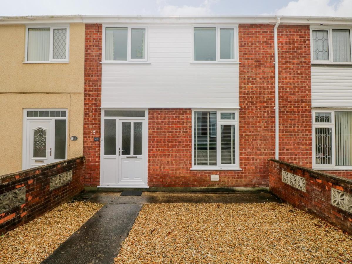 21 Sandfield Road Vila Burry Port Exterior foto